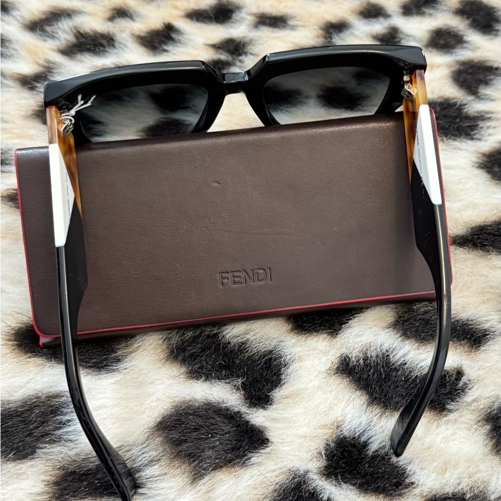 Fendi Black Square Sunglasses - Designer Women's Eyewear - Picture 2 of 4
